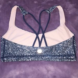 EUC Lululemon Free To Be Sports Bra Size 2